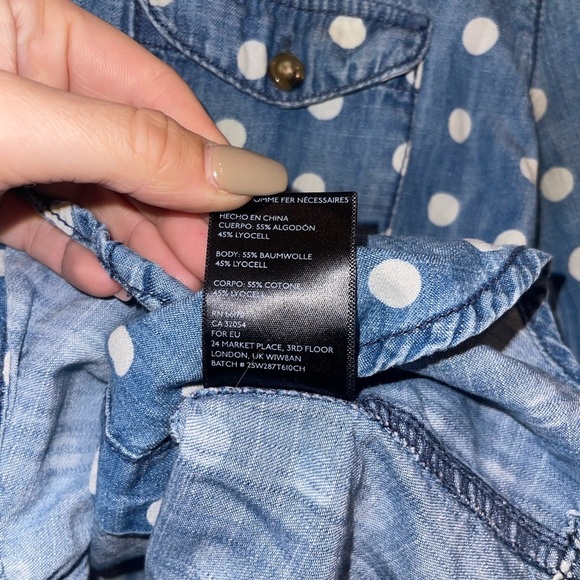URBAN Outfitters BDG Women Button Up Top XS Blue Polka Dot Denim Long Sleeve - Picture 6 of 9